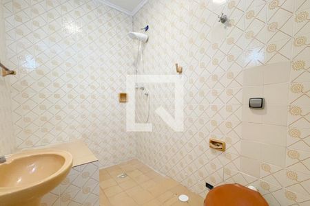 Casa à venda com 130m², 2 quartos e 2 vagas Casa à venda com 130m², 2 quartos e 2 vagasBanheiro Social