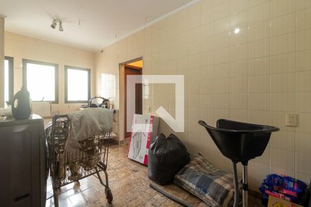 Apartamento à venda com 299m², 6 quartos e 4 vagas Apartamento à venda com 299m², 6 quartos e 4 vagasÁrea de Serviço