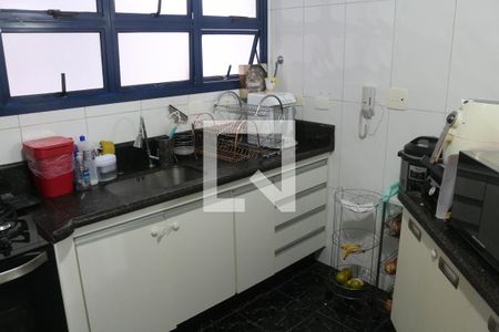 Apartamento à venda com 120m², 3 quartos e 2 vagasCozinha