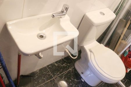 Apartamento à venda com 120m², 3 quartos e 2 vagas Apartamento à venda com 120m², 3 quartos e 2 vagasBanheiro 1