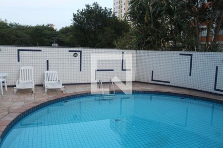 Apartamento à venda com 120m², 3 quartos e 2 vagasÁrea comum - Piscina