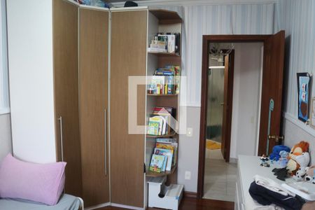 Apartamento à venda com 120m², 3 quartos e 2 vagasQuarto 2