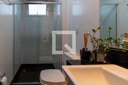 Apartamento à venda com 107m², 3 quartos e 3 vagasbanho