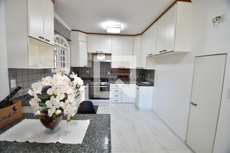 Casa à venda com 400m², 4 quartos e 4 vagasCozinha