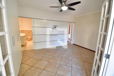 Casa à venda com 400m², 4 quartos e 4 vagasQuarto 4 - Suíte