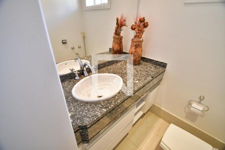 Casa à venda com 400m², 4 quartos e 4 vagasLavabo