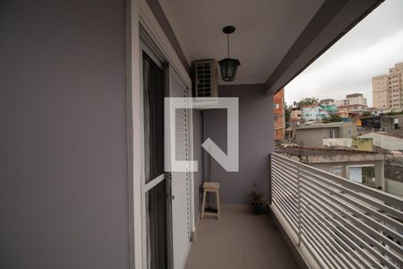 Casa à venda com 250m², 4 quartos e 2 vagas Casa à venda com 250m², 4 quartos e 2 vagasVaranda da Suíte