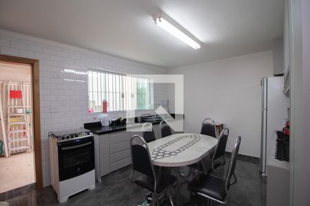 Casa à venda com 250m², 4 quartos e 2 vagas Casa à venda com 250m², 4 quartos e 2 vagas Cozinha