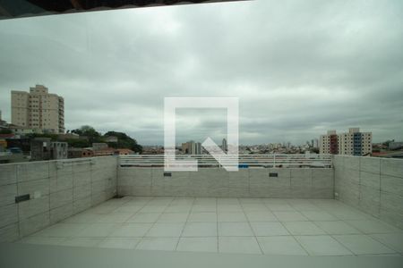 Casa à venda com 250m², 4 quartos e 2 vagas Casa à venda com 250m², 4 quartos e 2 vagasQuintal