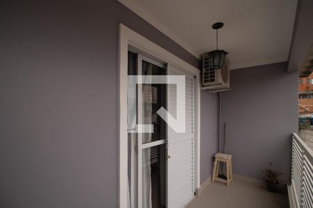 Casa à venda com 250m², 4 quartos e 2 vagas Casa à venda com 250m², 4 quartos e 2 vagasVaranda da Suíte