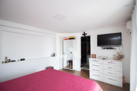 Casa à venda com 250m², 4 quartos e 2 vagas Casa à venda com 250m², 4 quartos e 2 vagasQuarto 1 Suíte