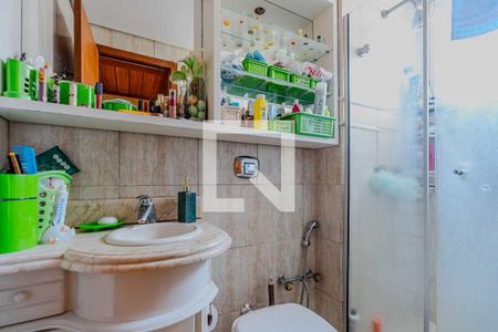 Apartamento à venda com 199m², 3 quartos e 2 vagasBanheiro do Quarto