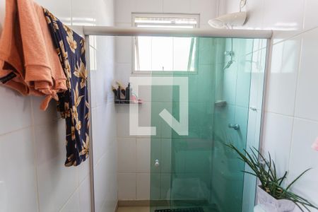 Apartamento à venda com 220m², 3 quartos e 2 vagas Apartamento à venda com 220m², 3 quartos e 2 vagasBanheiro da Suíte
