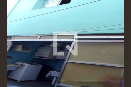 Casa à venda com 230m², 3 quartos e 2 vagas