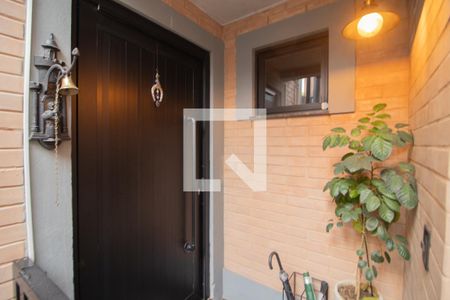 Casa à venda com 230m², 3 quartos e 2 vagas Casa à venda com 230m², 3 quartos e 2 vagasÁrea Externa