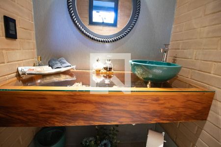 Casa à venda com 230m², 3 quartos e 2 vagas Casa à venda com 230m², 3 quartos e 2 vagasLavabo