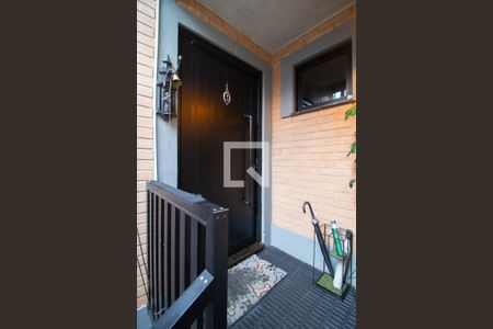 Casa à venda com 230m², 3 quartos e 2 vagas Casa à venda com 230m², 3 quartos e 2 vagasÁrea Externa