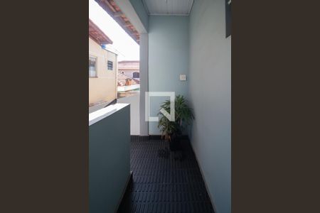 Casa à venda com 230m², 3 quartos e 2 vagas Casa à venda com 230m², 3 quartos e 2 vagasQuarto 2 Suíte varanda