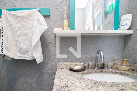 Casa à venda com 230m², 3 quartos e 2 vagas Casa à venda com 230m², 3 quartos e 2 vagasBanheiro 3