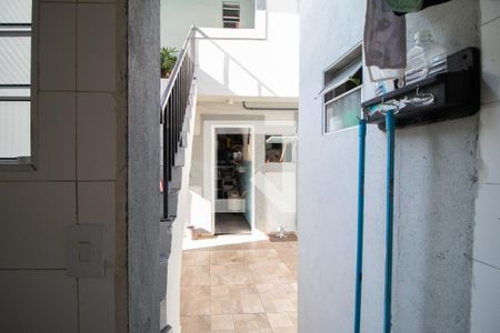 Casa à venda com 230m², 3 quartos e 2 vagas Casa à venda com 230m², 3 quartos e 2 vagasÁrea de Serviço 2