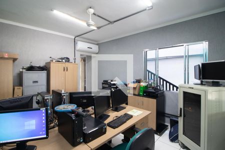 Casa à venda com 230m², 3 quartos e 2 vagas Casa à venda com 230m², 3 quartos e 2 vagasSala 3