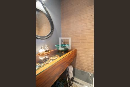 Casa à venda com 230m², 3 quartos e 2 vagas Casa à venda com 230m², 3 quartos e 2 vagasLavabo