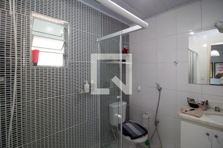 Casa à venda com 230m², 3 quartos e 2 vagas Casa à venda com 230m², 3 quartos e 2 vagasBanheiro da Suíte 2