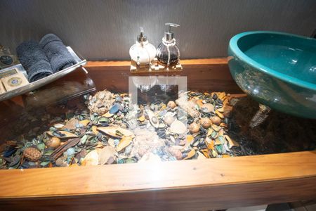 Casa à venda com 230m², 3 quartos e 2 vagas Casa à venda com 230m², 3 quartos e 2 vagasLavabo