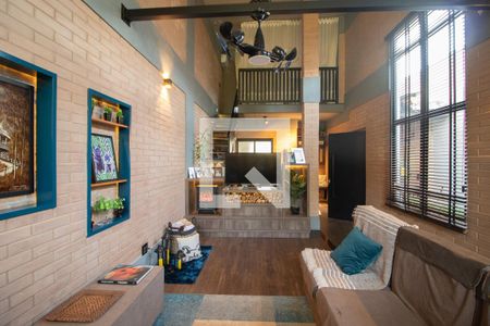 Casa à venda com 230m², 3 quartos e 2 vagas Casa à venda com 230m², 3 quartos e 2 vagasSala 2