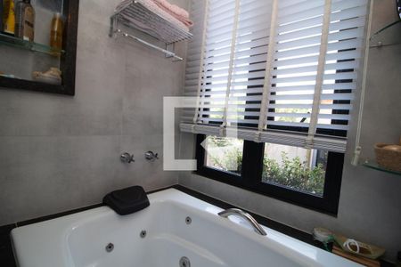 Casa à venda com 230m², 3 quartos e 2 vagas Casa à venda com 230m², 3 quartos e 2 vagasQuarto 1 Suíte