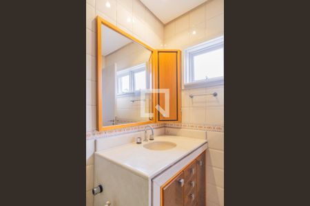 Casa à venda com 400m², 5 quartos e 4 vagas Casa à venda com 400m², 5 quartos e 4 vagasBanheiro do Quarto 4