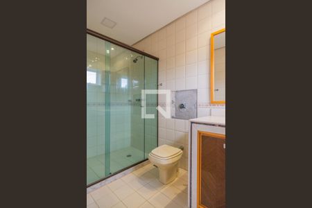 Casa à venda com 400m², 5 quartos e 4 vagas Casa à venda com 400m², 5 quartos e 4 vagasBanheiro do Quarto 4