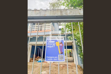 Casa à venda com 400m², 5 quartos e 4 vagas Casa à venda com 400m², 5 quartos e 4 vagasPlaca