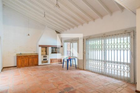 Casa à venda com 400m², 5 quartos e 4 vagas Casa à venda com 400m², 5 quartos e 4 vagasChurrasqueira