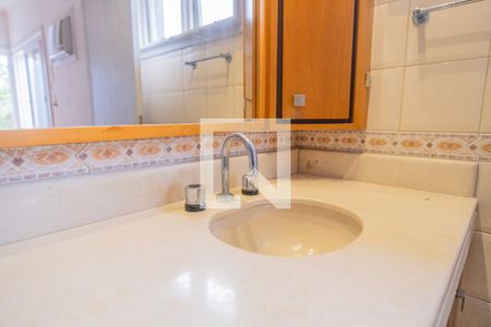 Casa à venda com 400m², 5 quartos e 4 vagas Casa à venda com 400m², 5 quartos e 4 vagasBanheiro do Quarto 4