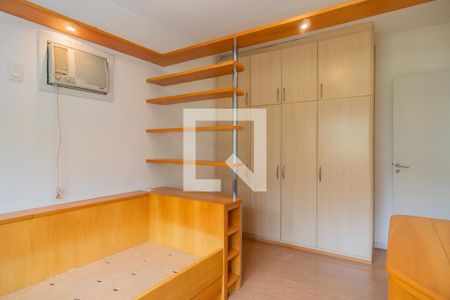 Casa à venda com 400m², 5 quartos e 4 vagas Casa à venda com 400m², 5 quartos e 4 vagasQuarto 3