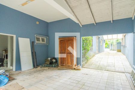 Casa à venda com 400m², 5 quartos e 4 vagas Casa à venda com 400m², 5 quartos e 4 vagasGaragem