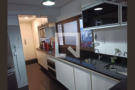 Apartamento à venda com 500m², 5 quartos e 5 vagas Apartamento à venda com 500m², 5 quartos e 5 vagasCozinha
