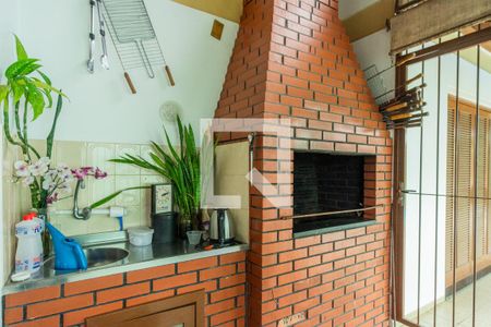 Casa à venda com 362m², 4 quartos e 2 vagas Casa à venda com 362m², 4 quartos e 2 vagasÁrea comum