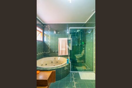 Casa à venda com 362m², 4 quartos e 2 vagas Casa à venda com 362m², 4 quartos e 2 vagasBanheiro da Suíte