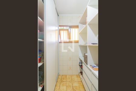 Casa à venda com 362m², 4 quartos e 2 vagas Casa à venda com 362m², 4 quartos e 2 vagasCozinha