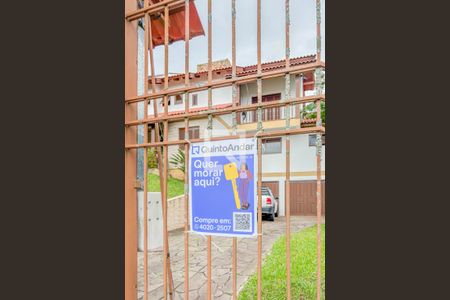 Casa à venda com 362m², 4 quartos e 2 vagas Casa à venda com 362m², 4 quartos e 2 vagasPlaca