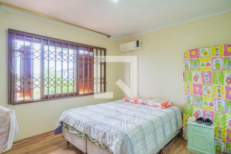 Casa à venda com 362m², 4 quartos e 2 vagas Casa à venda com 362m², 4 quartos e 2 vagasQuarto 2