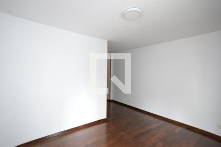 Apartamento à venda com 241m², 4 quartos e 3 vagasQuarto 4