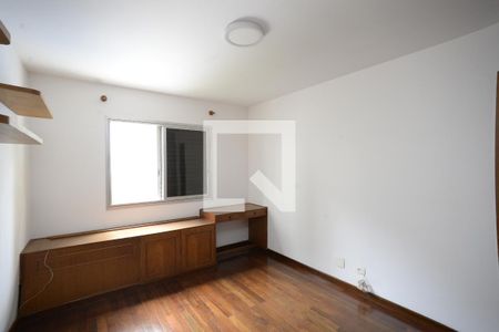 Apartamento à venda com 241m², 4 quartos e 3 vagasQuarto 3