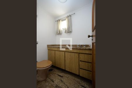 Apartamento à venda com 241m², 4 quartos e 3 vagasBanheiro