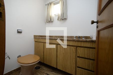 Apartamento à venda com 241m², 4 quartos e 3 vagasBanheiro