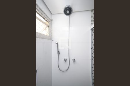 Apartamento à venda com 241m², 4 quartos e 3 vagasBanheiro do Quarto 2