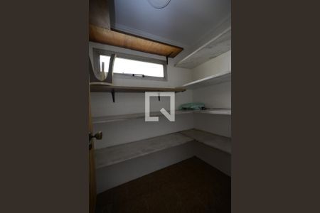 Apartamento à venda com 241m², 4 quartos e 3 vagasDespensa