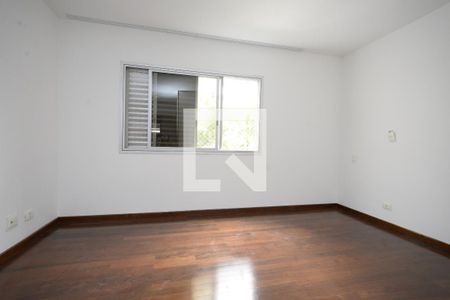 Apartamento à venda com 241m², 4 quartos e 3 vagasQuarto 4